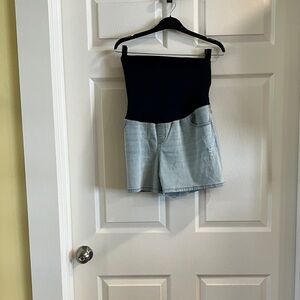 Isabel by Ingrid+Isabel Blue Vintage Stretch Maternity Shorts Size 8